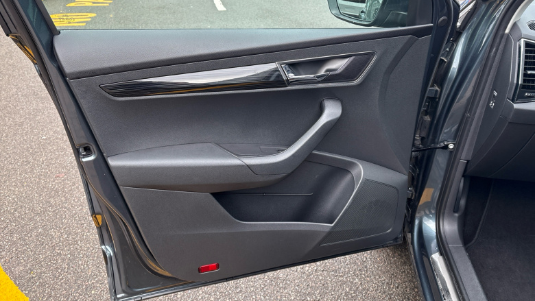 Skoda Karoq 1.5 TSI SE L 5dr DSG Petrol Estate